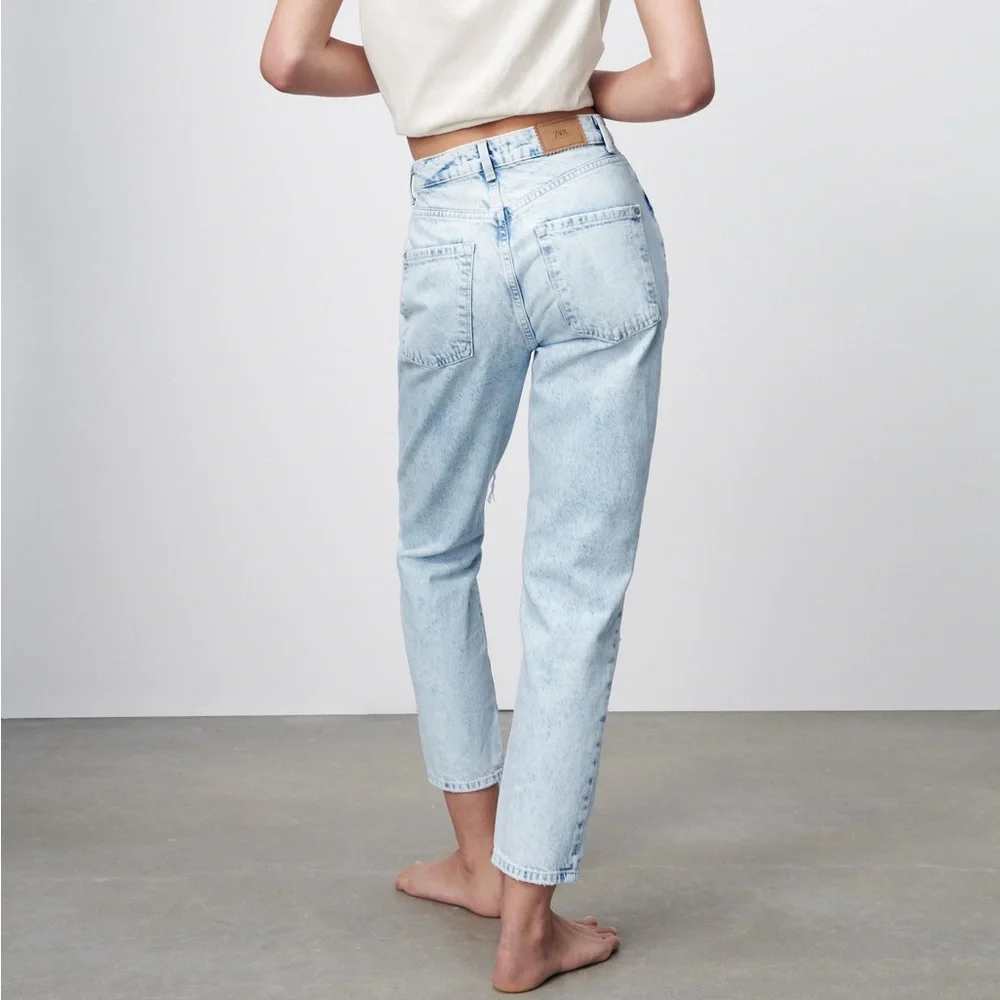 Zara Ripped Mom Fit Jeans - Picture 3 of 9